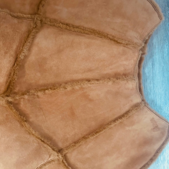 UGG Leather/Suede Poncho (S) - Picture 5 of 11